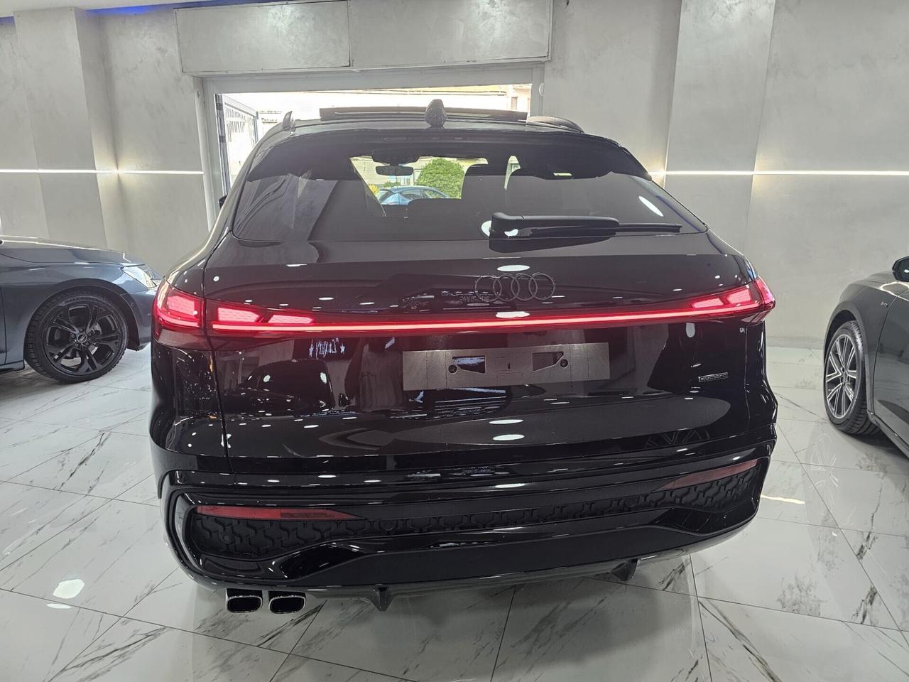 Audi Q5 SPB 40 TDI quattro S tronic Identity Black