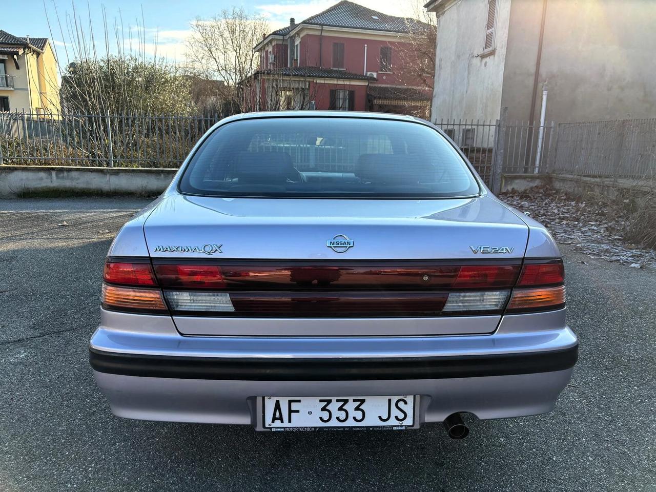 Nissan Maxima QX 2.0i V6 24V ASI