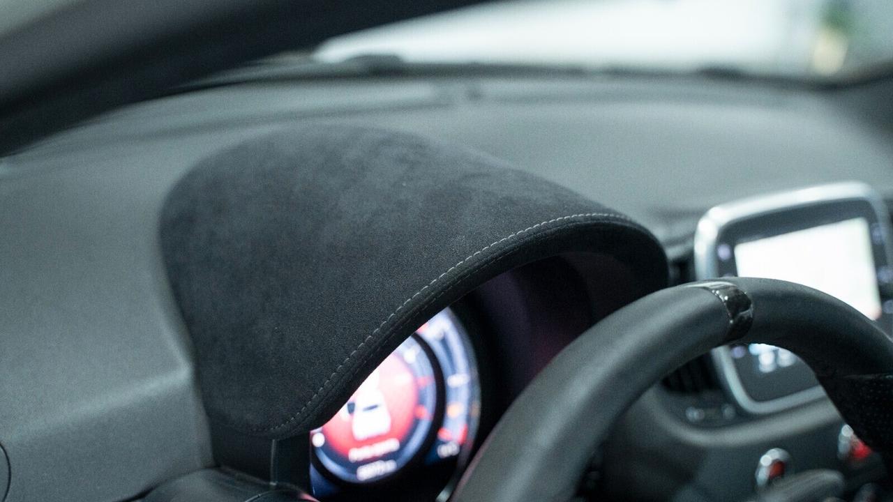 Abarth 595 Competizione 1.4 TJET 180CV AUTO SABELT BEATS CARBONIO AKRAPOVI