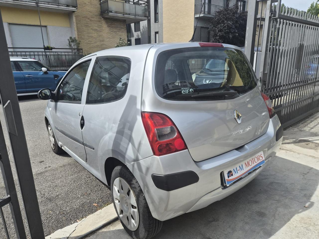 Renault Twingo 1.2 8V Confort ADATTA A NEOPATENTATI