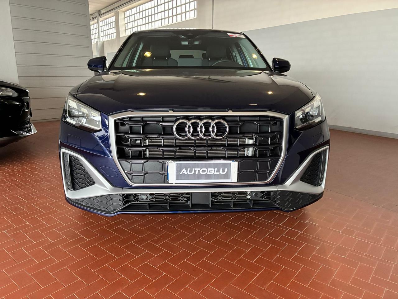 Audi Q2 35 2.0 tdi business s-tronic