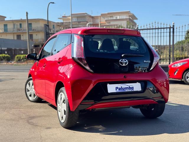 TOYOTA Aygo 1.0 VVT-i 69 CV 5 porte x-clusiv
