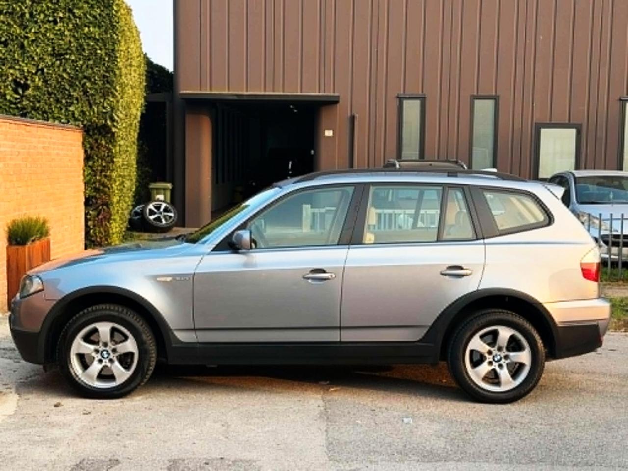 BMW X3 2.0d X-Drive-Pelle,Navi,Xeno-Garanzia-2009