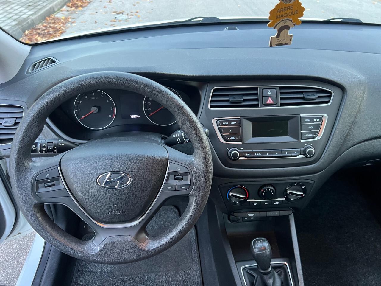 Hyundai i20 1.2 benzina 5p 2019 Advanced