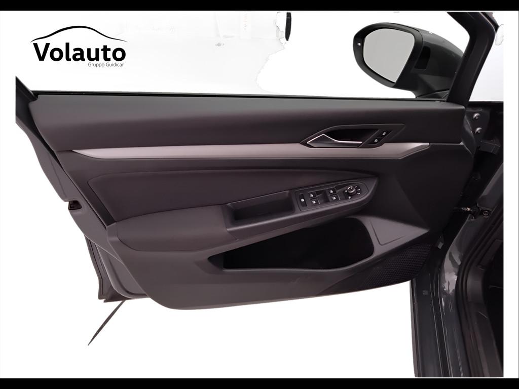 VOLKSWAGEN Golf VIII 2020 Variant - Golf Variant 1.0 etsi evo Life 110cv dsg