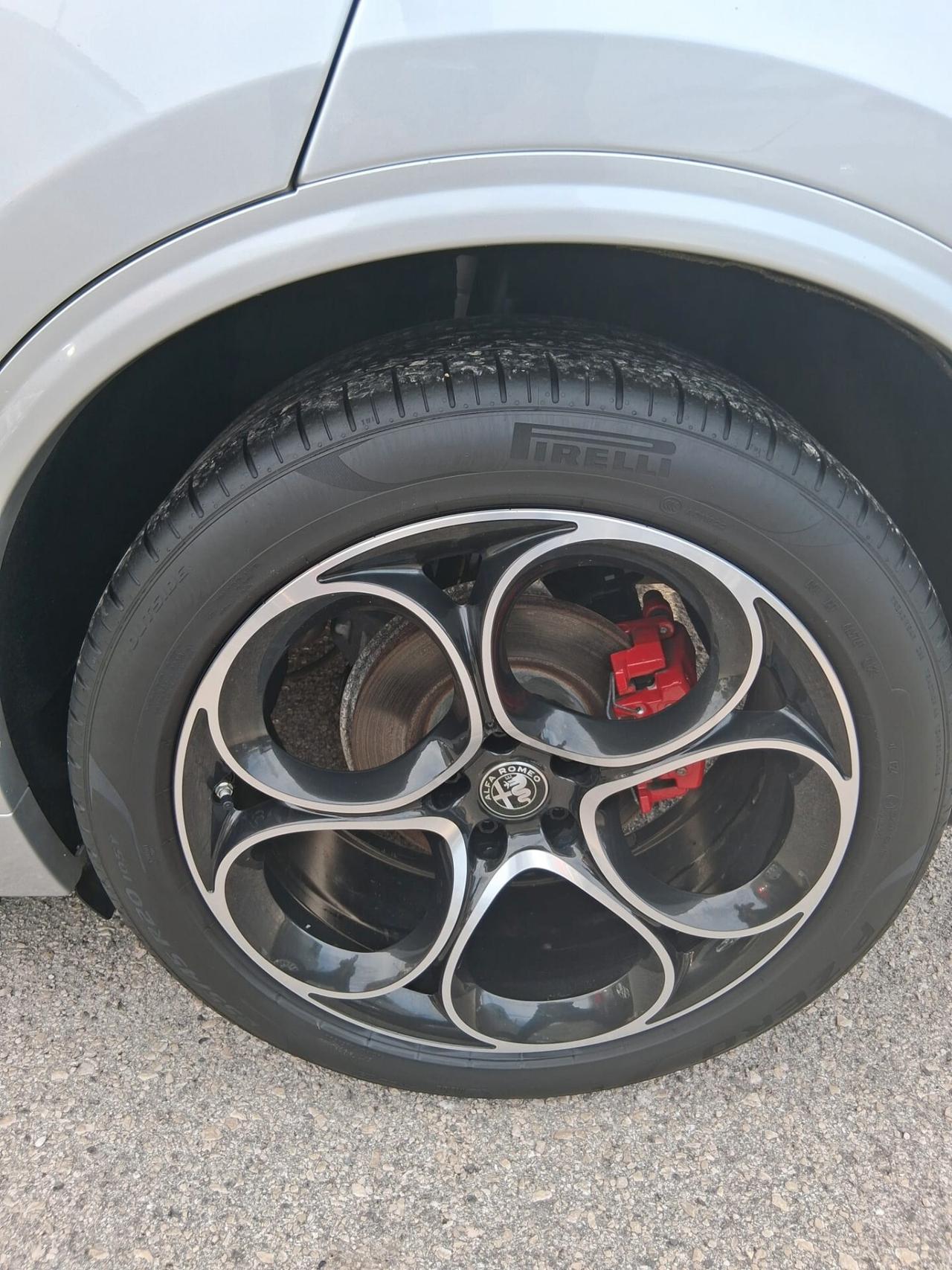 Alfa Romeo Stelvio 2.2 Turbodiesel 210 CV AT8 Q4 Veloce Tì