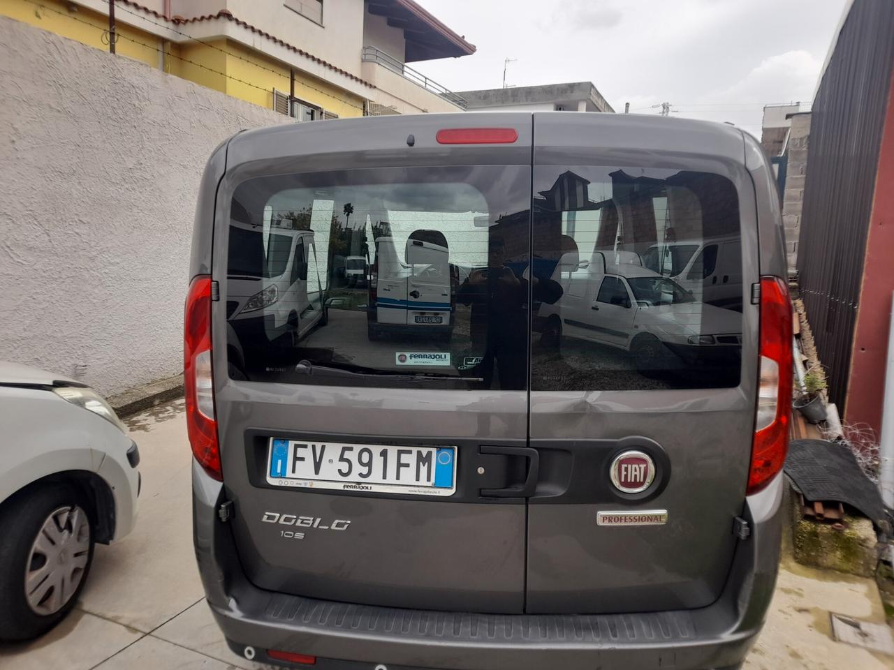 FIAT DOBLO' 1.6 105 CV AUTOCARRO N1 5 POSTI 2019