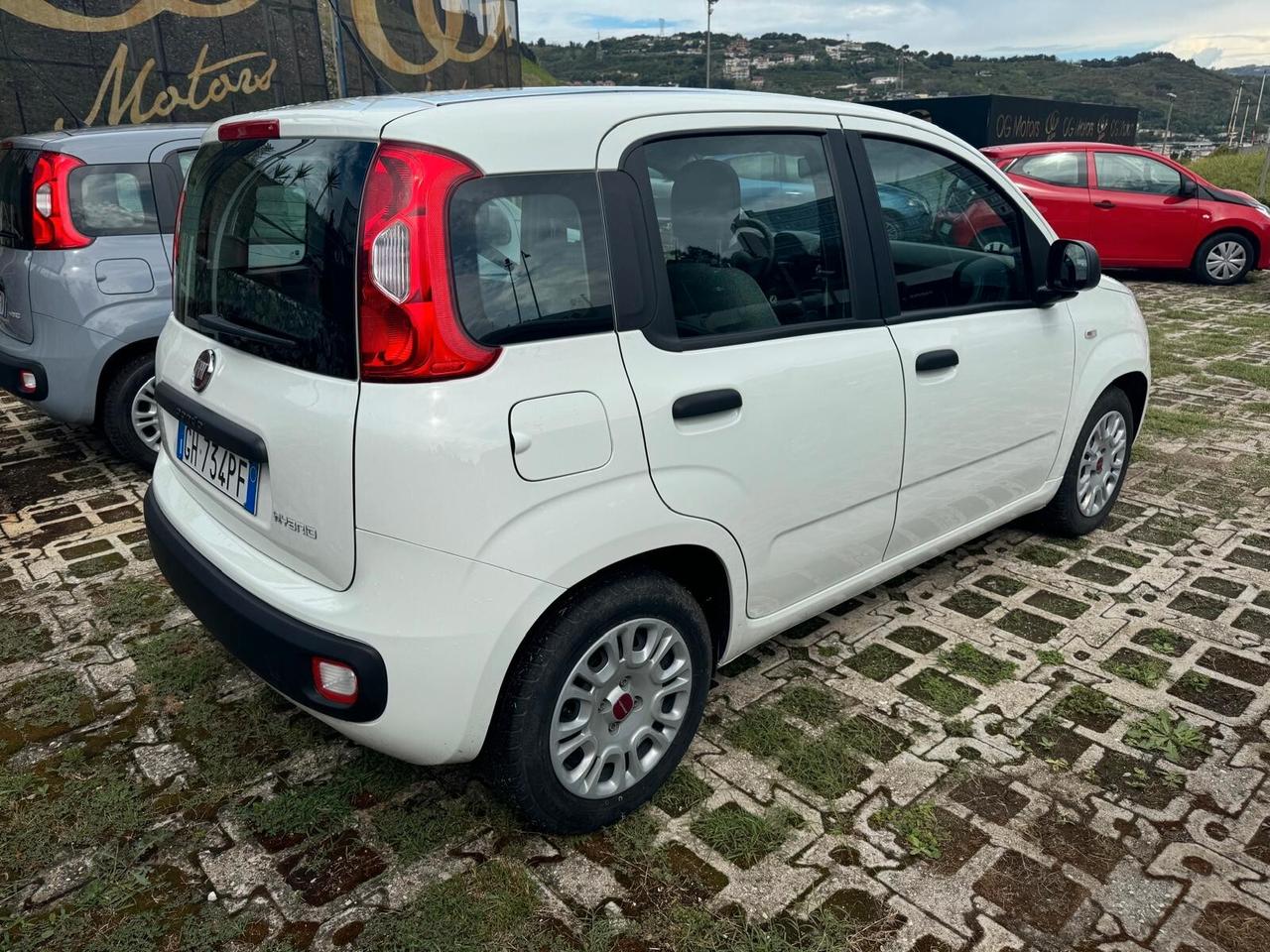 Fiat Panda 1.0cc Hybrid 70cv