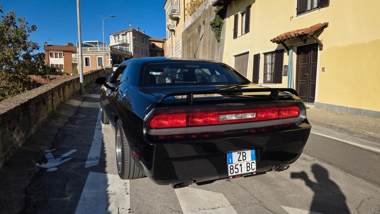 Dodge Challenger SRT-8 2009