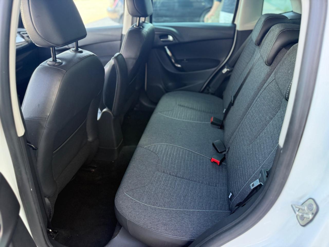Citroen C3 PureTech 82 Live Edition