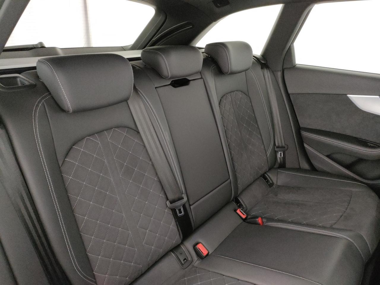 Audi RS4 avant 2.9 tfsi quattro 450cv tiptronic