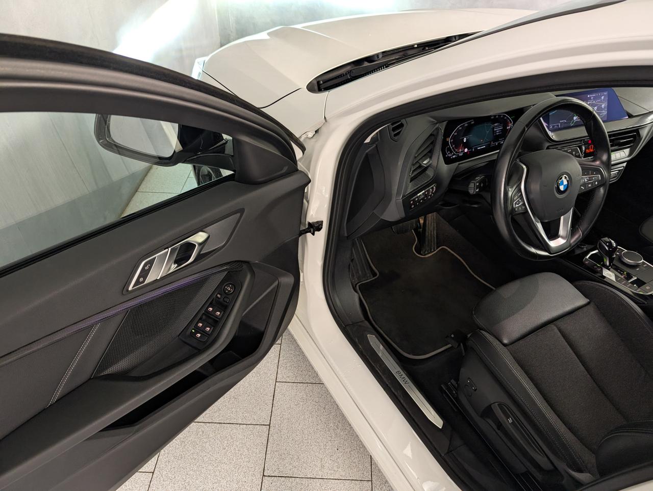 Bmw 116i Automatic Sport