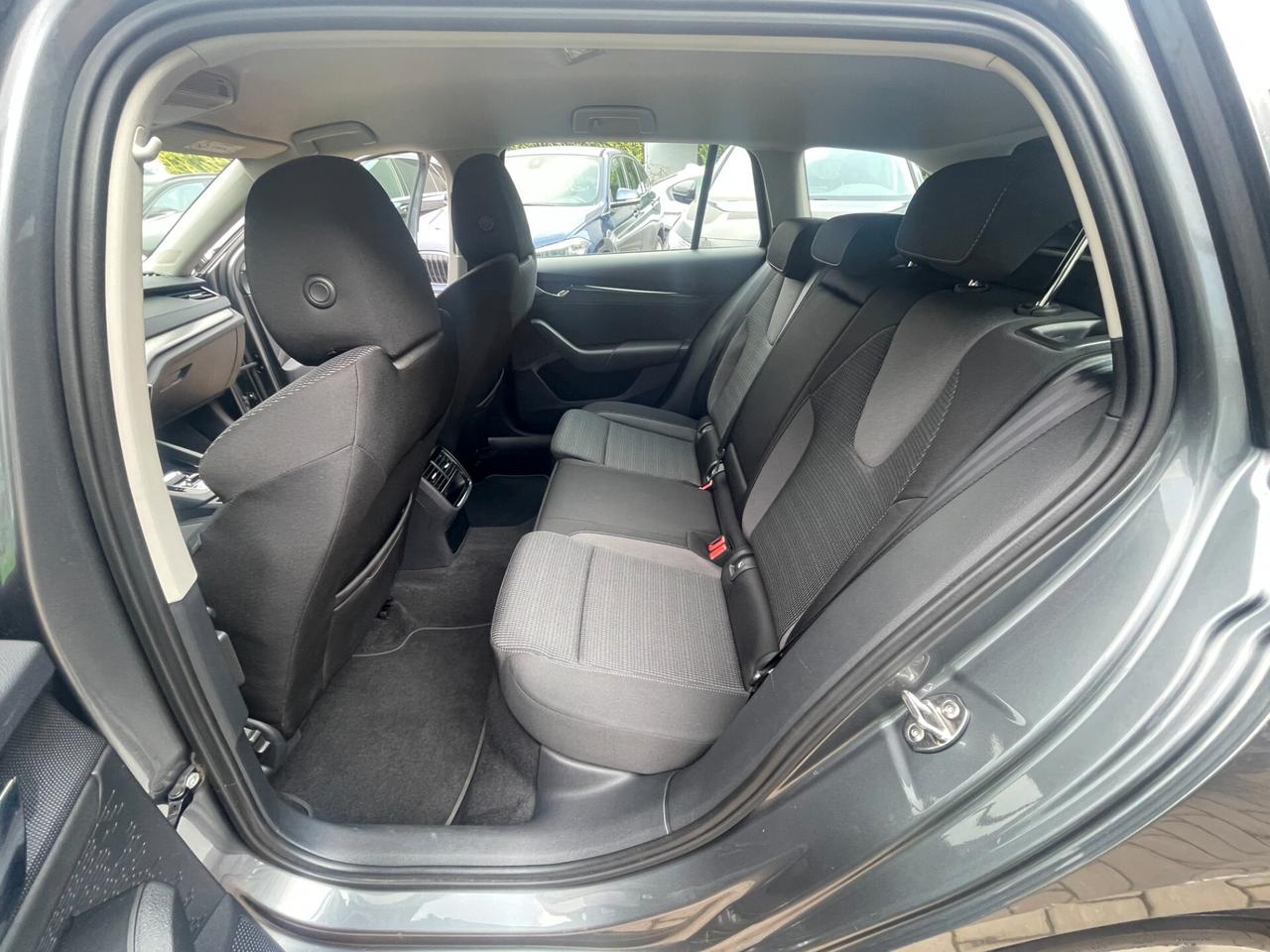 Skoda Octavia iV 1.4 TSI Plug-In Hybrid DSG Wagon Executive