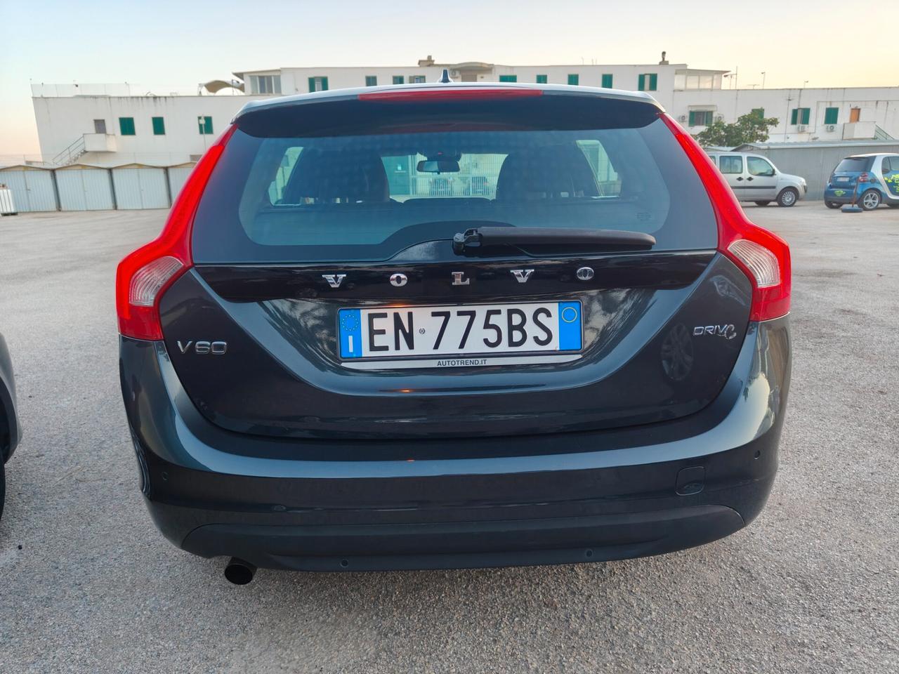 Volvo V60 D2 1.6 Momentum