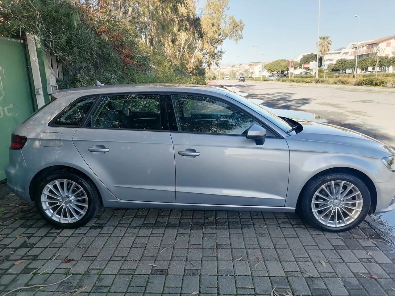 Audi A3 1.6 TDI SPB - 2015