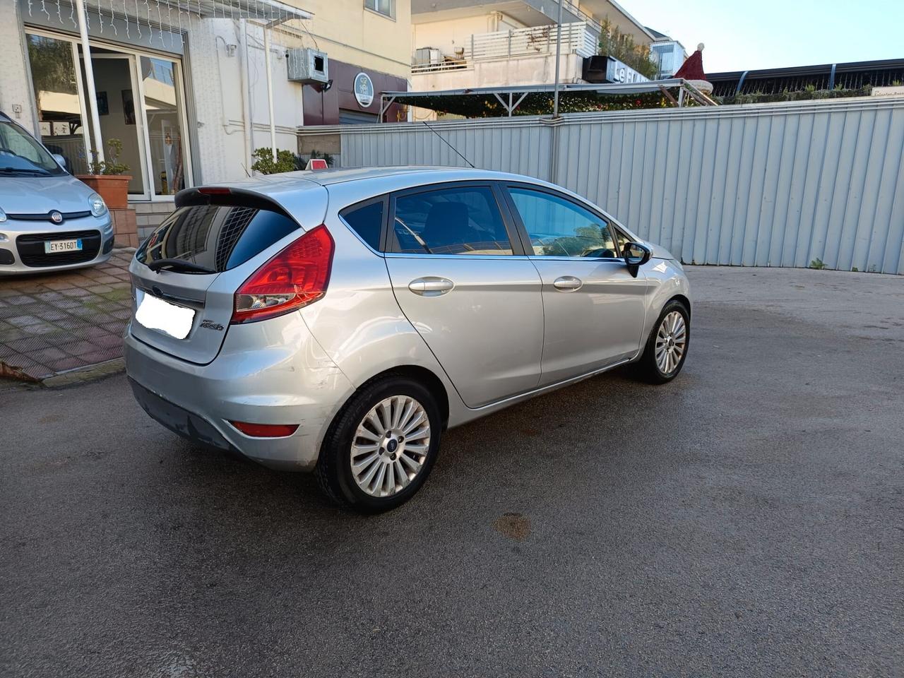 Ford Fiesta 1.4 TDCi 5p. Titanium