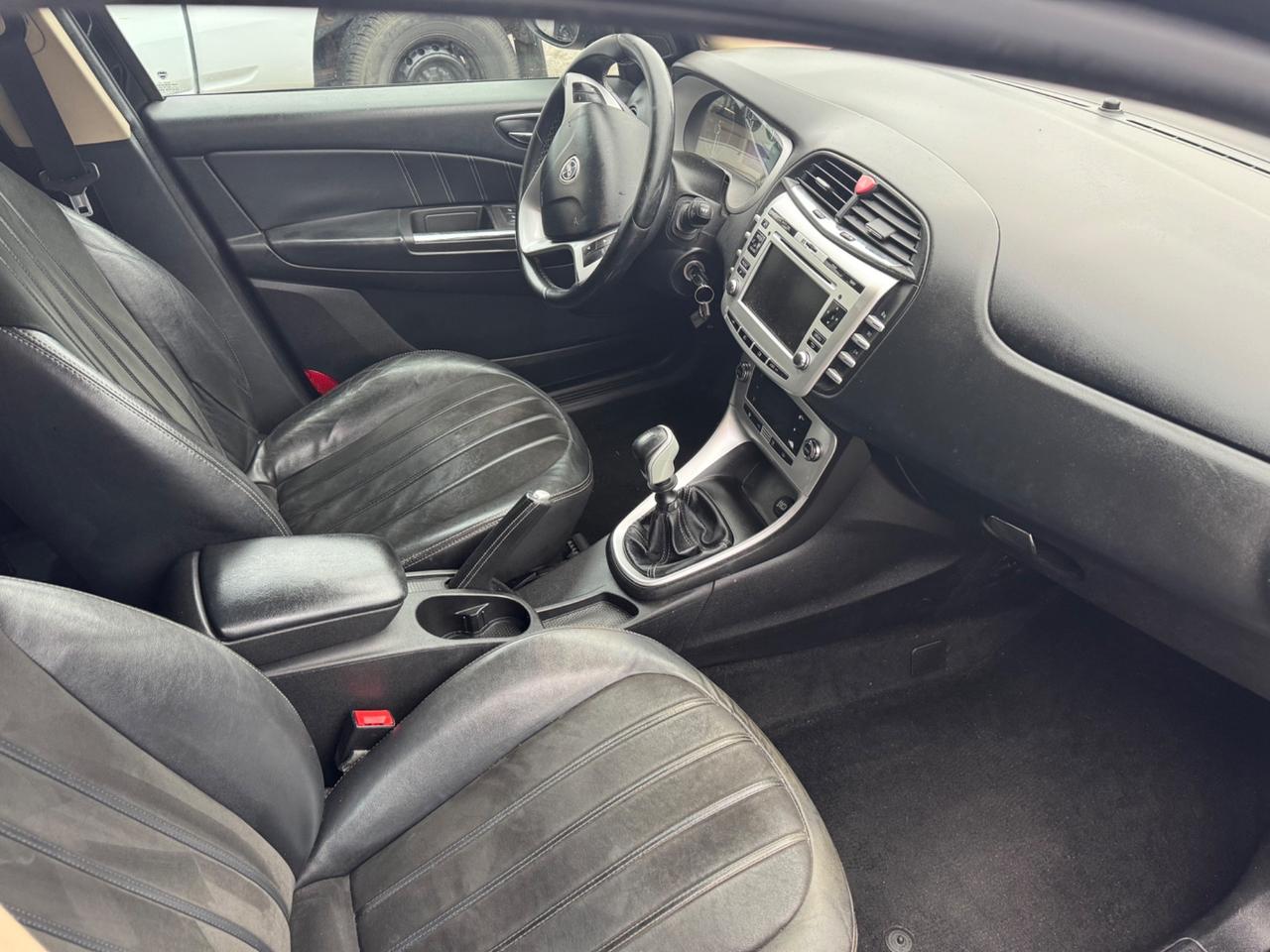 Lancia Delta 2.0 MJT DPF Platinum