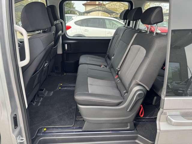 Hyundai STARIA 2.2 MT 2WD 9 posti Wagon