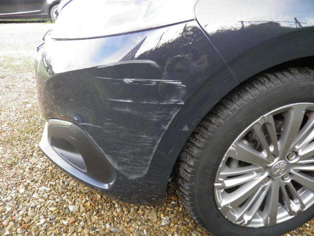 PEUGEOT 208 208 1.2 PURETECH 82 SES 5P ACTIVE