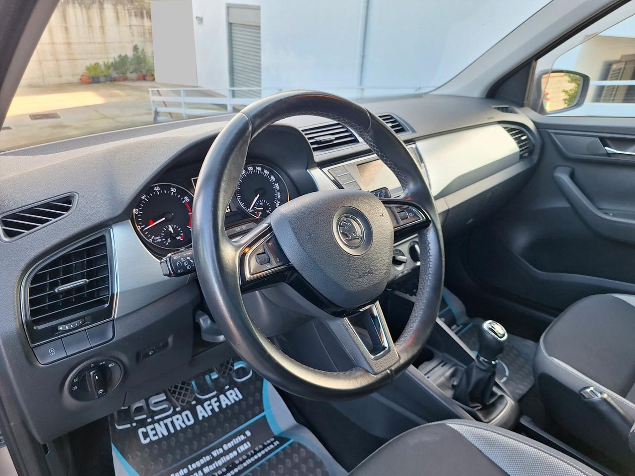 Skoda Fabia 1.0 MPI 75cv Ambition - 2015