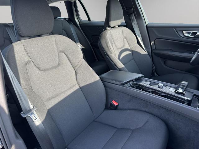 VOLVO V60 B4 (d) Geartronic Momentum Business