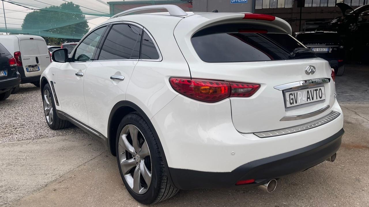 Infiniti QX70 3.0 diesel V6 AT S Premium