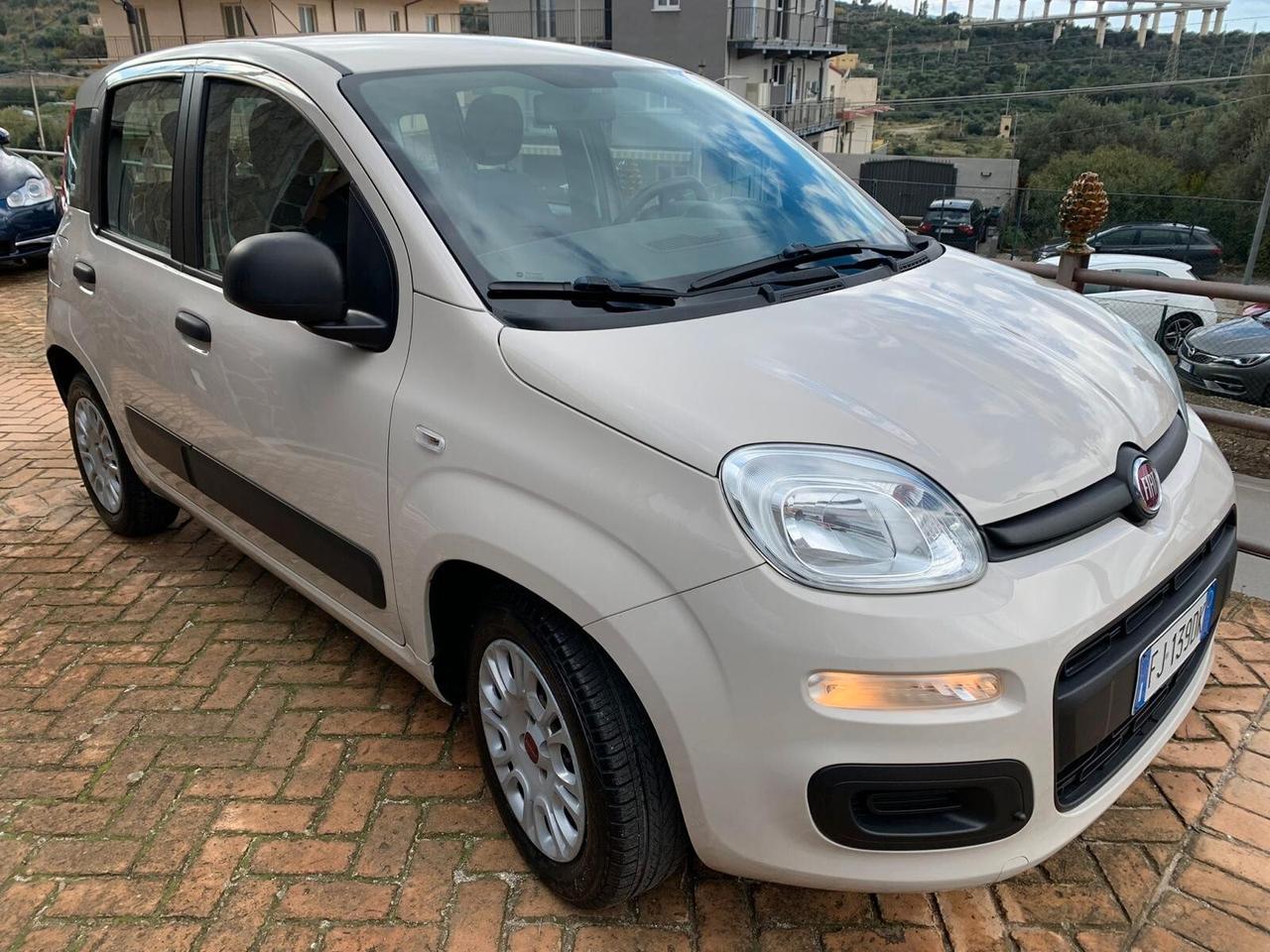 Fiat Panda 1.2 Lounge 69CV