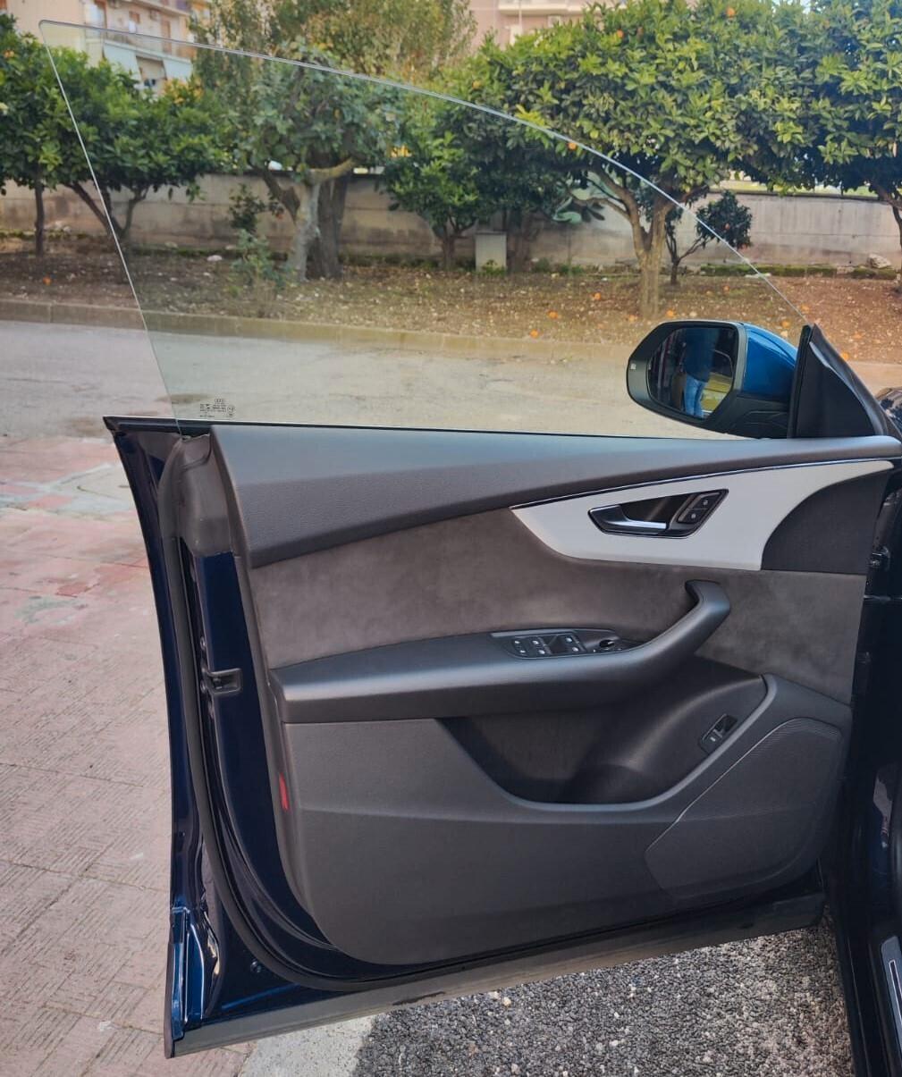 Audi Q8 50TDI Ibrida quattro tiptronic Sport S-Line Tetto panoramico