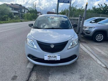 Lancia Ypsilon 1.2 BENZINA 69CV 5 porte Elefantino