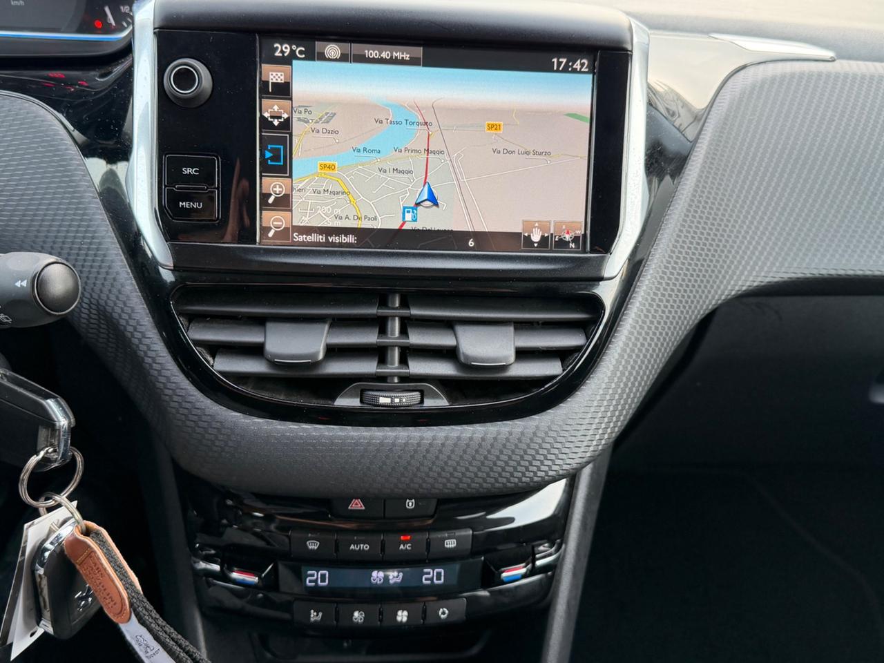 Peugeot 2008 BlueHDi 120 S&S Black Matt