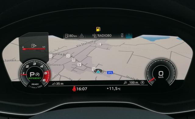 AUDI A4 Avant 40 TDI S tronic Business Advanced