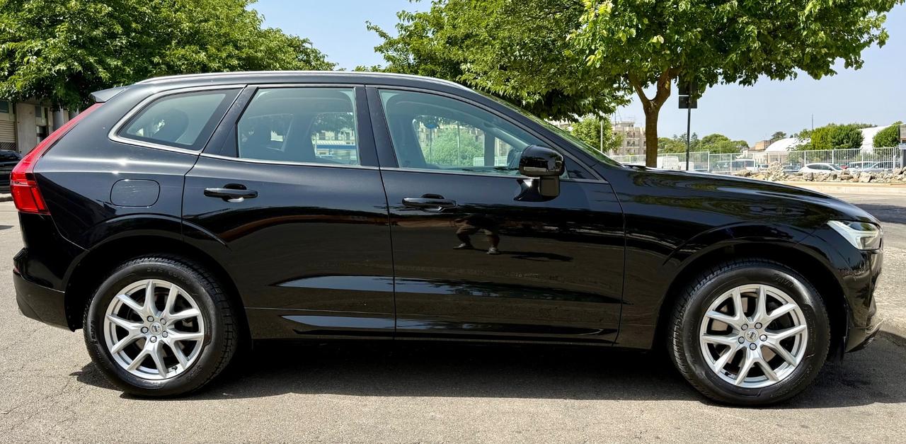 Volvo XC60 2.0 B4 197CV Momentum Geartronic