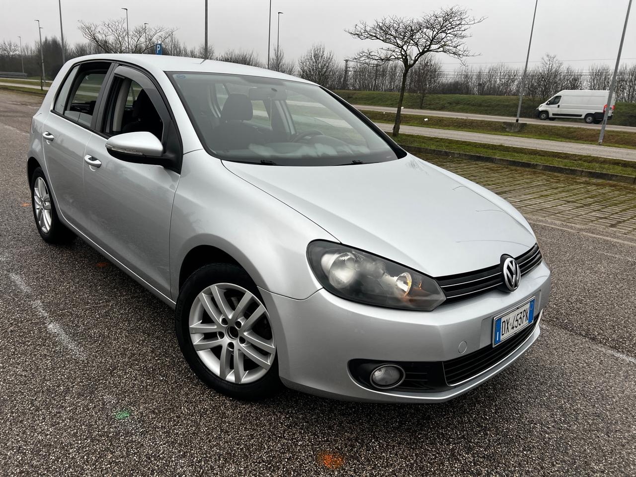 Volkswagen Golf 1.6 TDI DPF 5p. Highline