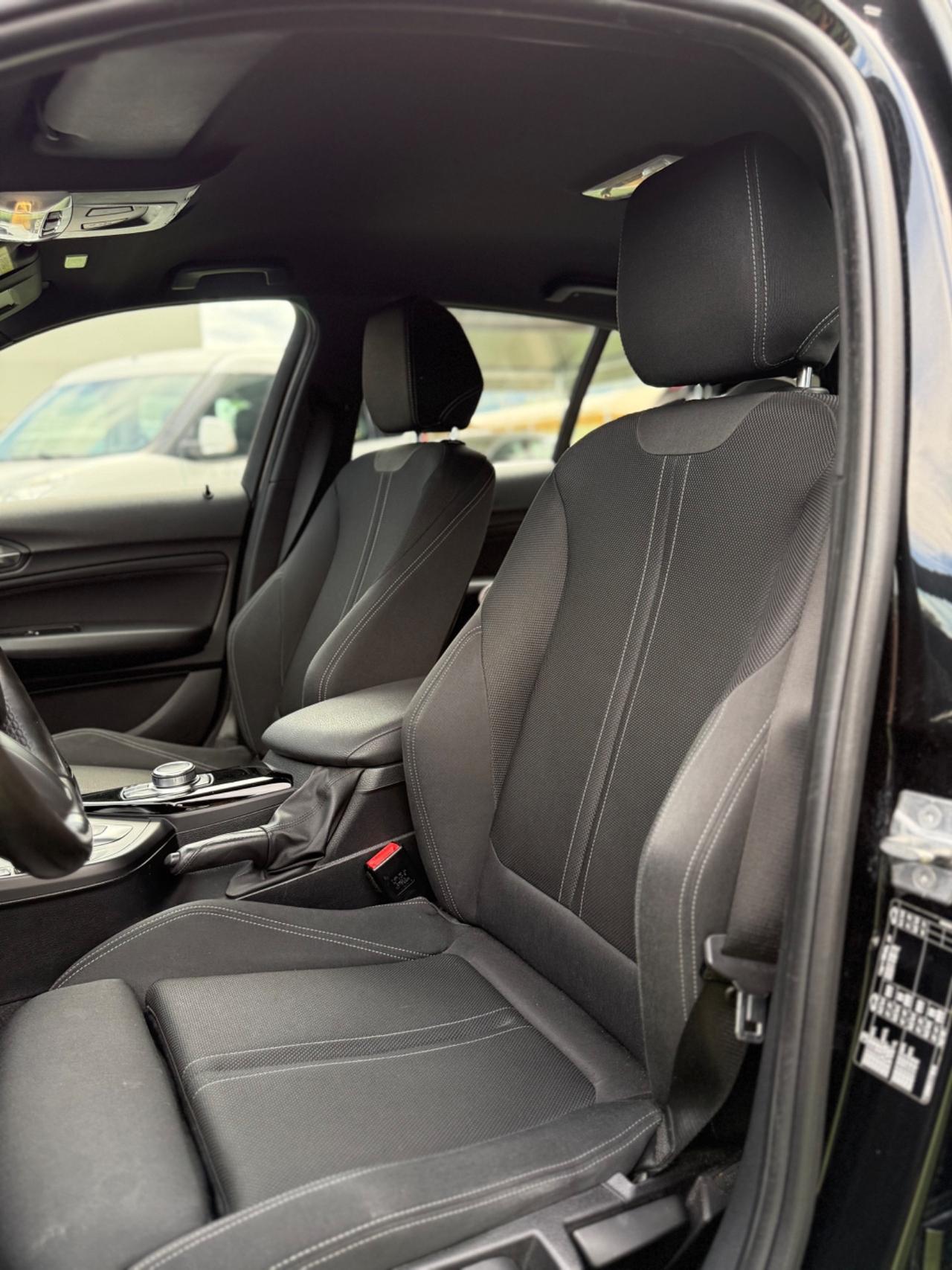 Bmw 118 118d 5p. Msport