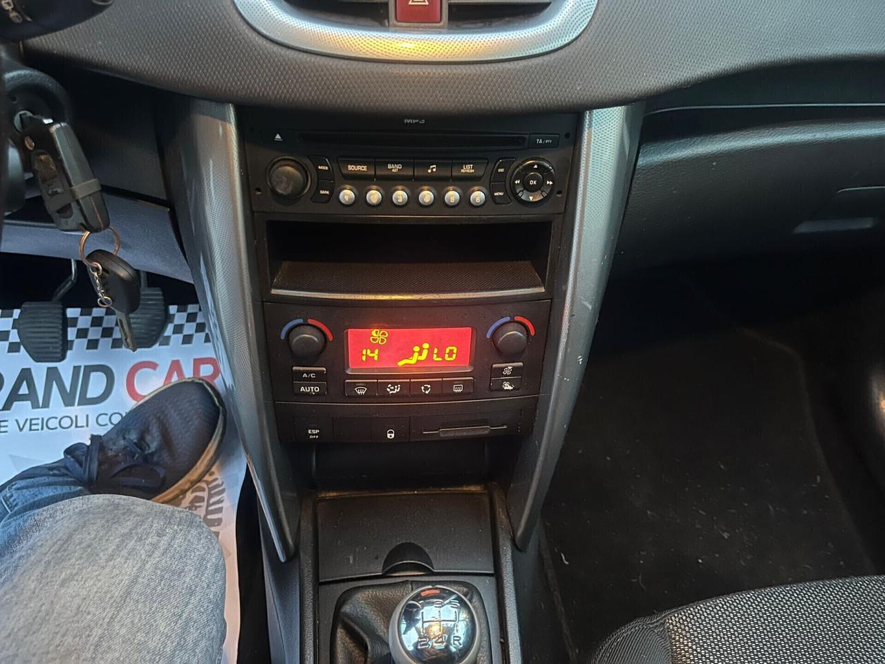 Peugeot 207 1.6 HDi 90CV SW Ciel Unipro 2009