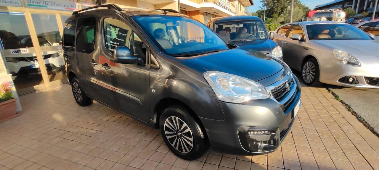 Peugeot Partner Tepee BlueHDi 75 Active