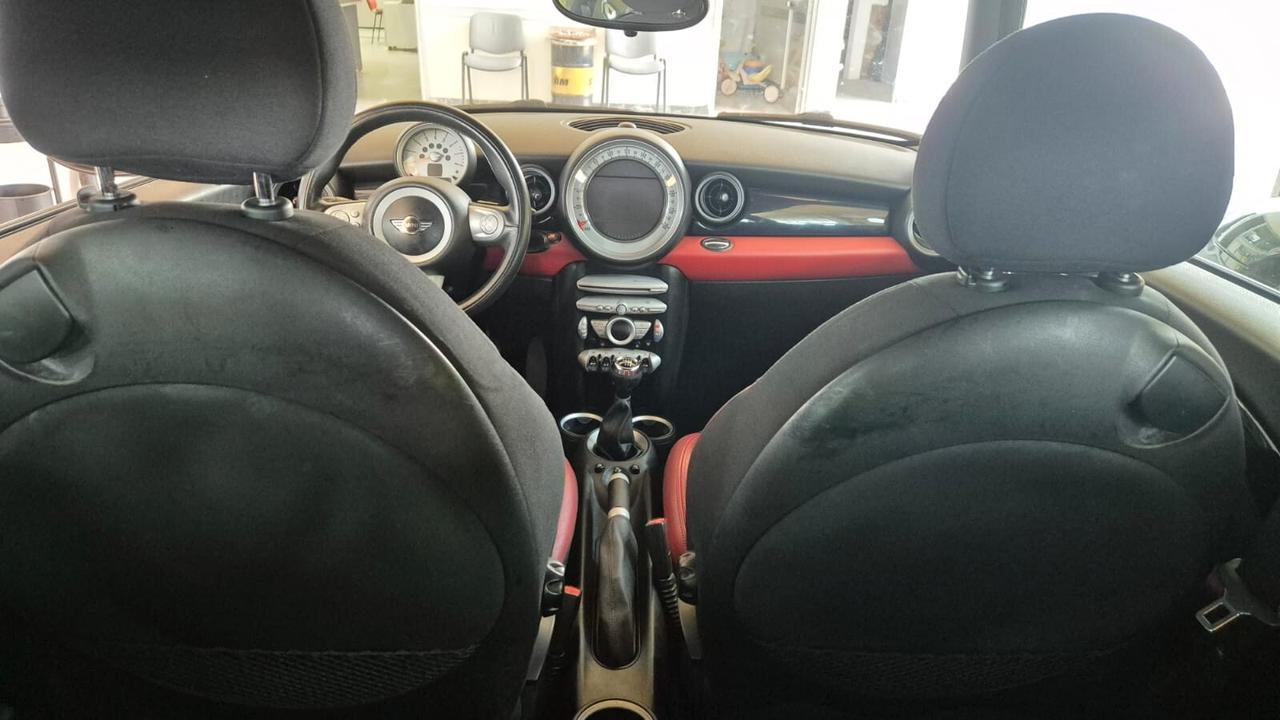 Mini 1.6 16V Cooper