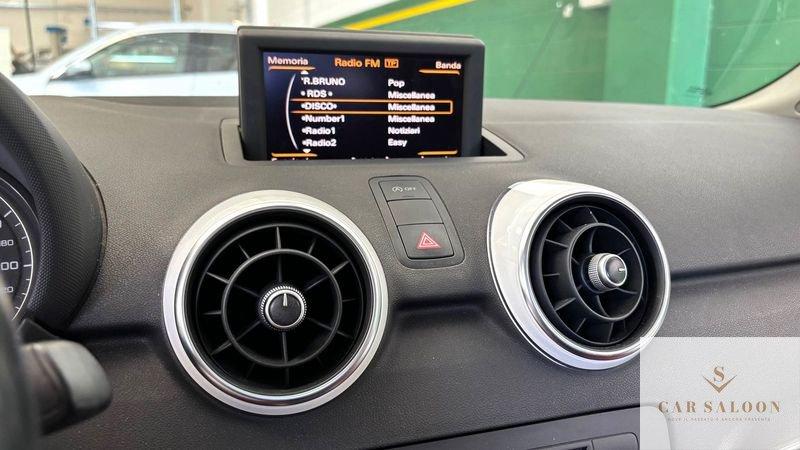 Audi A1 A1 1.6 TDI 105 CV Ambition - 5 porte - Tettuccio e PELLE!