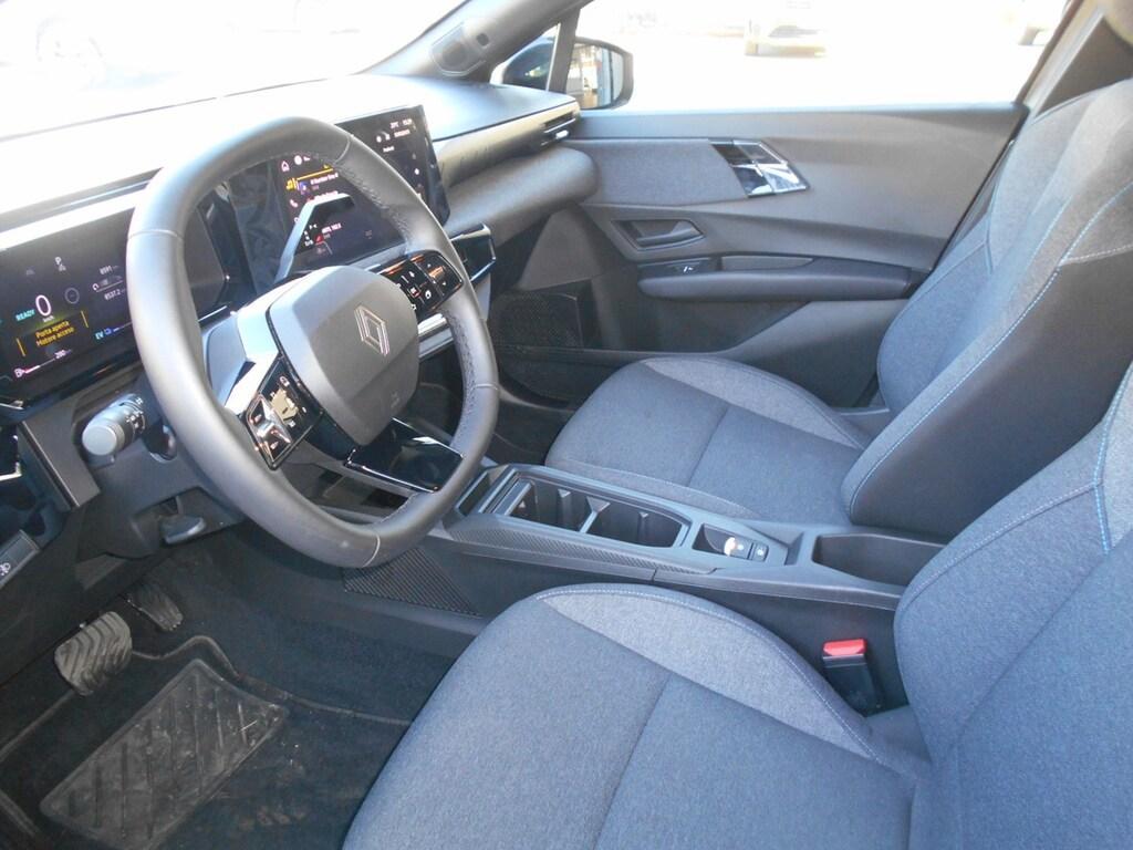 Renault Clio 1.8 full hybrid E-Tech Evolution Auto