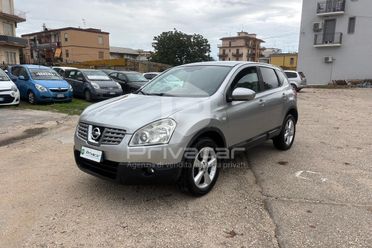 NISSAN Qashqai 2.0 dCi DPF Tekna