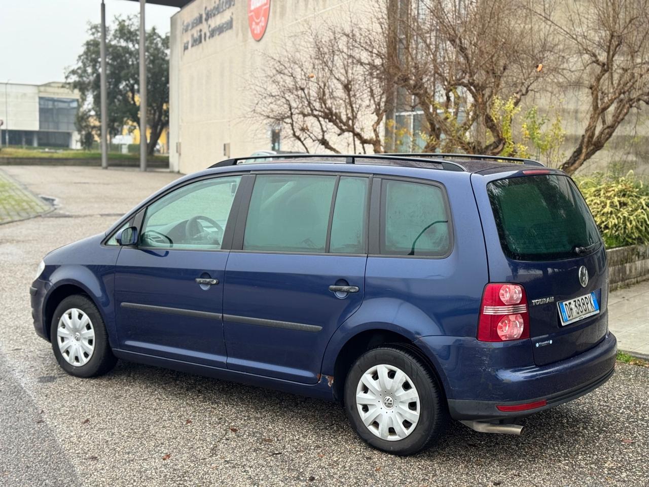 Volkswagen Touran 2.0 Ecofuel 7 Posti