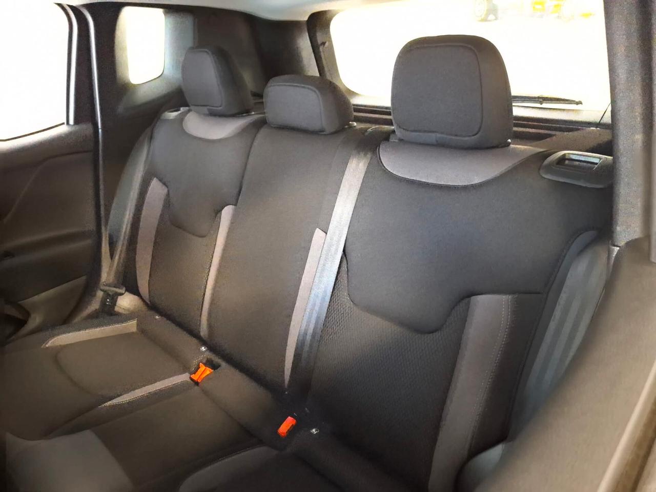 Jeep Renegade 1.5 Turbo T4 MHEV Limited