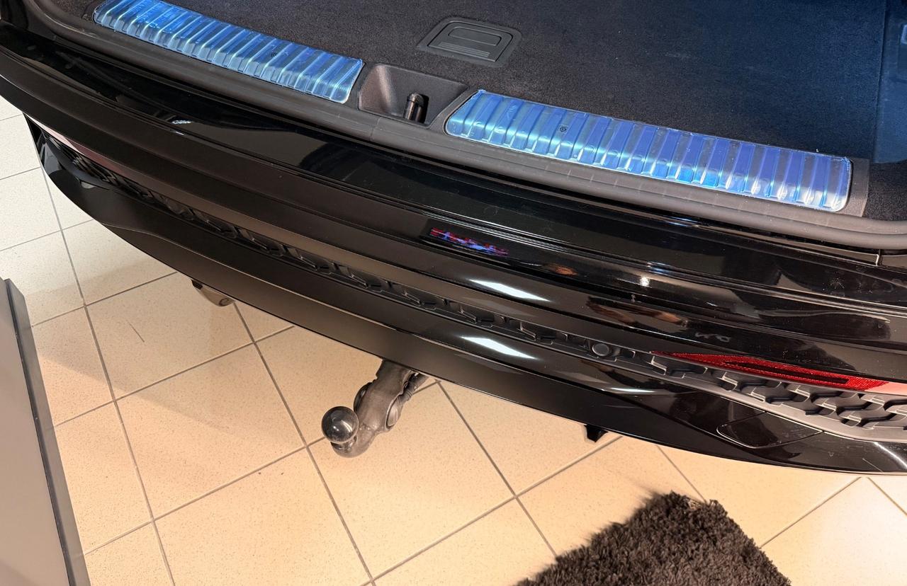 Audi Q5 SPB S line edition Total Black 2026