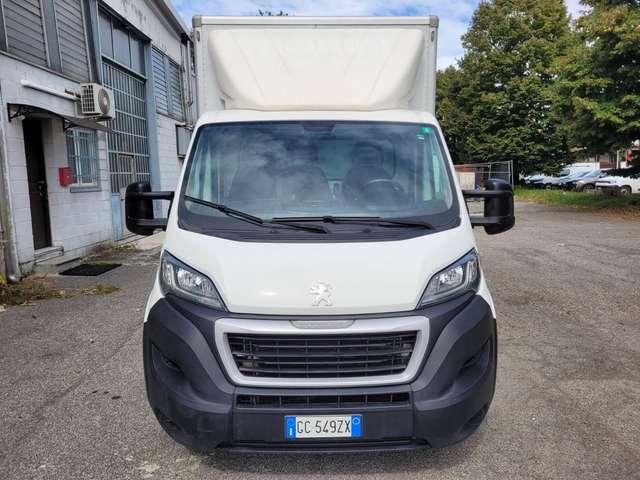 Peugeot Boxer 14990 +IVA 335 2.2 BLUEHDI 140 CV E6D-TEMO