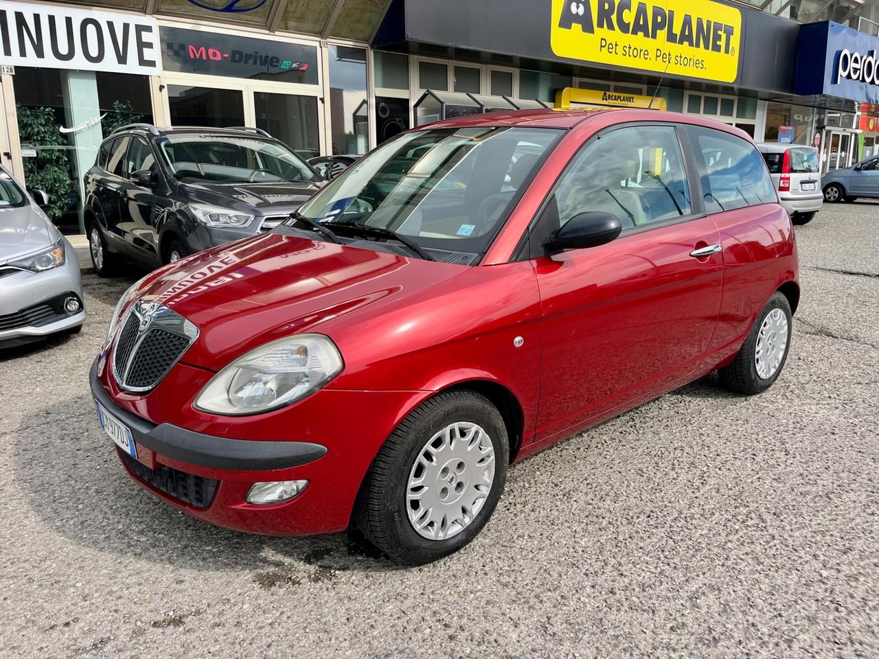 Lancia Ypsilon 1.2 16V Platino