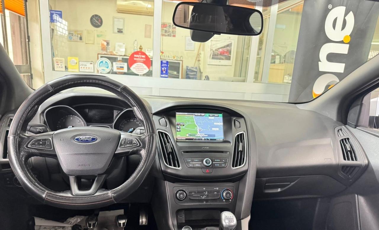 Ford Focus 1.5 TDCi 120 CV Start&Stop ST Line Business