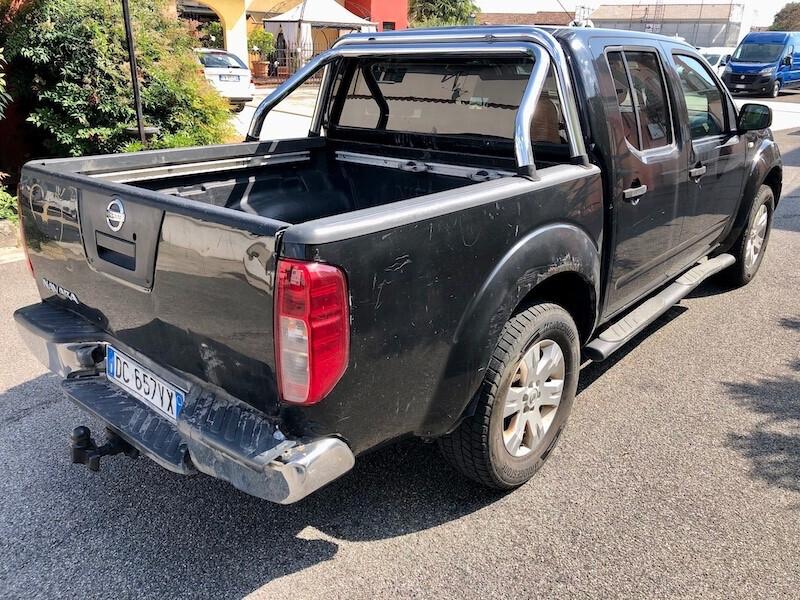 Nissan Navara 2.5 dCi 4 porte 174cv 4X4 RIDOTTE