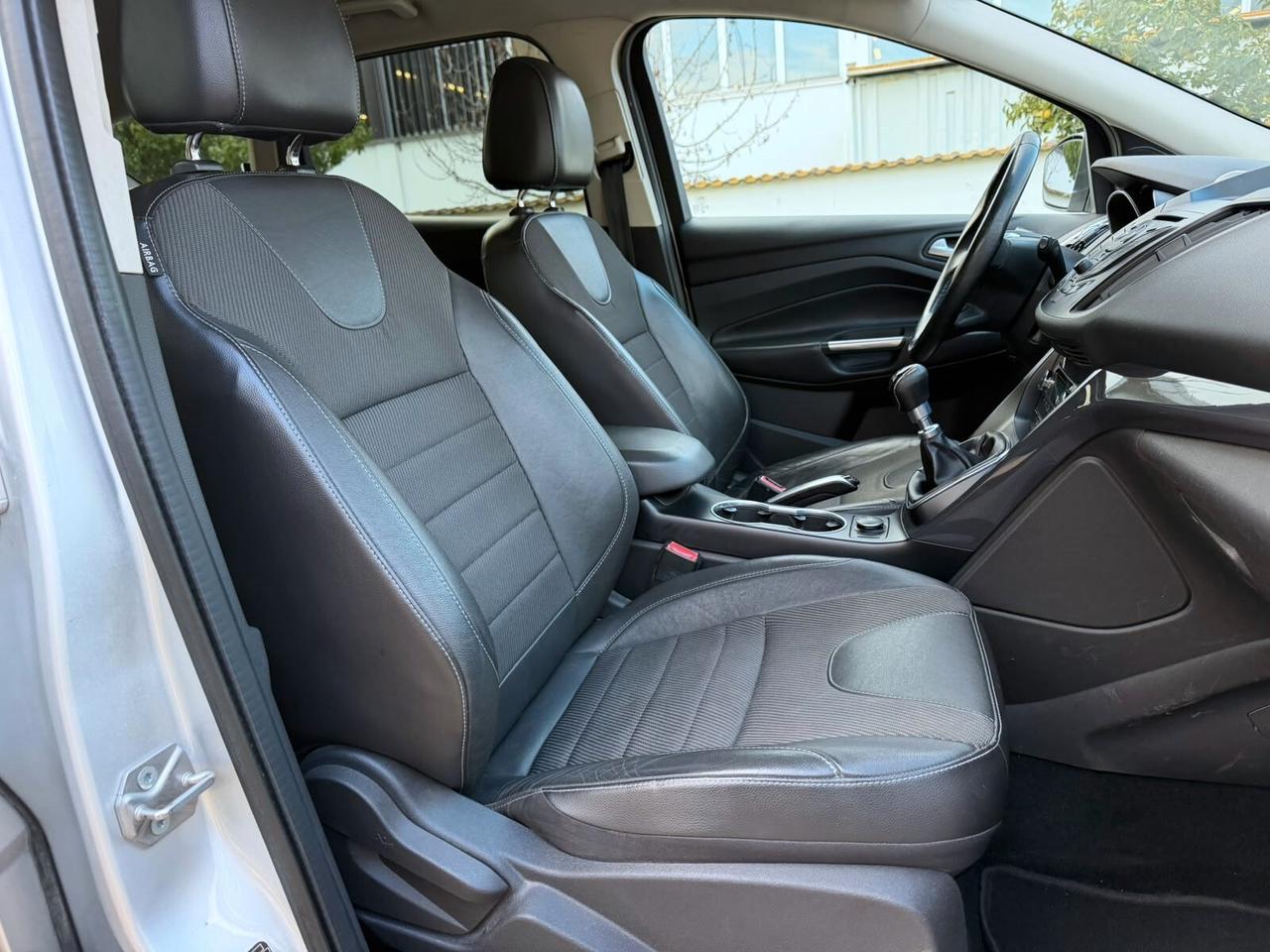 FORD KUGA 2.0 TDCI TITANIUM UNICO PROPRIETARIO