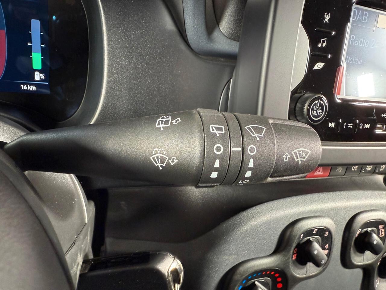 Fiat Panda 1.0 FireFly S&S Hybrid Pack City Sensori di Parcheggio