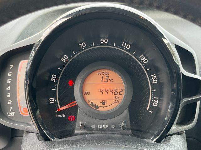 TOYOTA Aygo Connect 1.0 VVT-i 72 CV 5 porte x-play